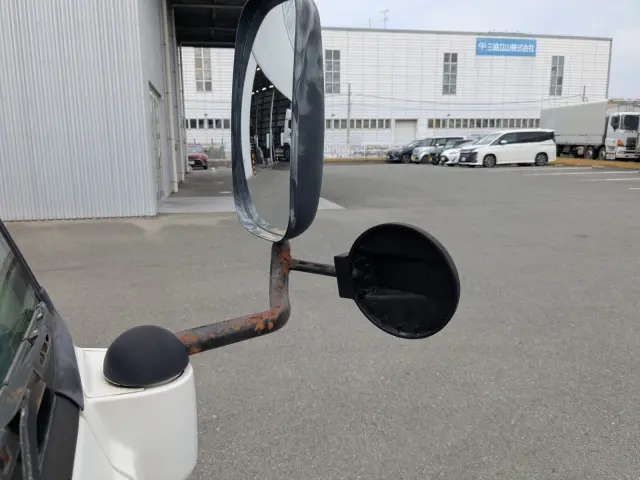 いすゞ エルフ SKG-NJR85A(2WD)の写真37