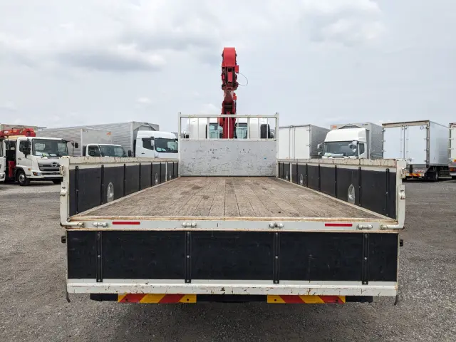 いすゞ フォワード 2PG-FRR90S1(2WD)の写真9