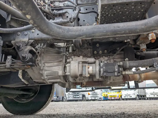 いすゞ フォワード 2PG-FRR90S1(2WD)の写真18