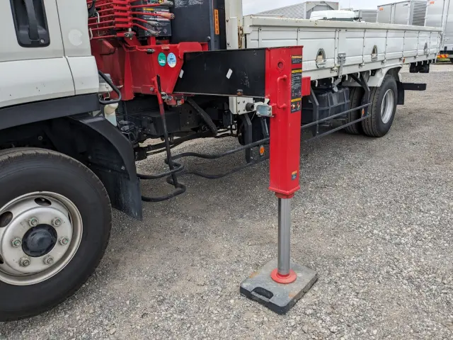 いすゞ フォワード 2PG-FRR90S1(2WD)の写真31