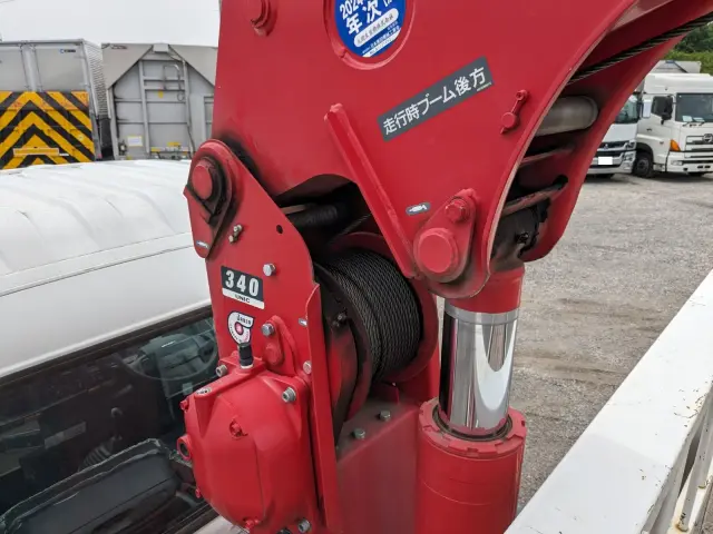 いすゞ フォワード 2PG-FRR90S1(2WD)の写真34