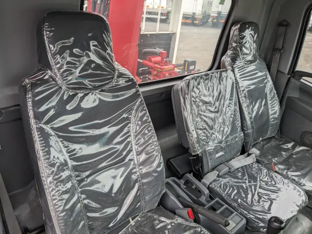 いすゞ フォワード 2PG-FRR90S1(2WD)の写真37