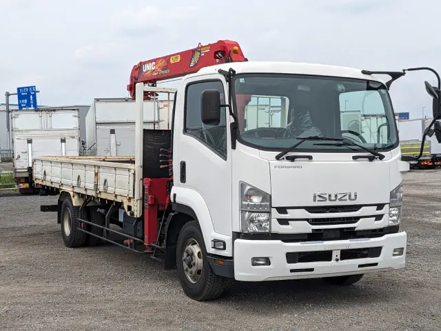 いすゞ フォワード 2PG-FRR90S1(2WD)の写真2