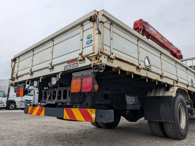 いすゞ フォワード 2PG-FRR90S1(2WD)の写真7