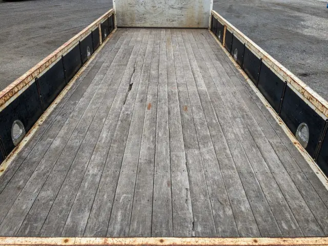 いすゞ フォワード 2PG-FRR90S1(2WD)の写真10