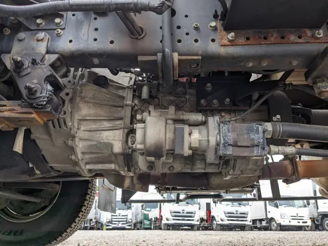 いすゞ フォワード 2PG-FRR90S1(2WD)の写真20