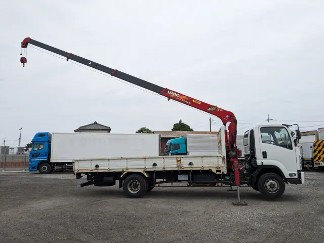 いすゞ フォワード 2PG-FRR90S1(2WD)の写真28