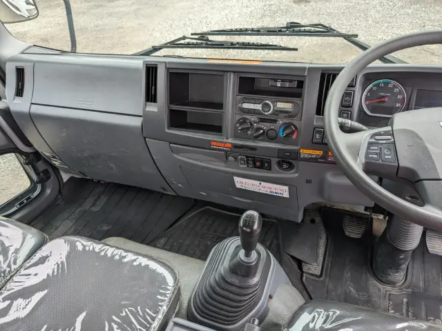 いすゞ フォワード 2PG-FRR90S1(2WD)の写真28