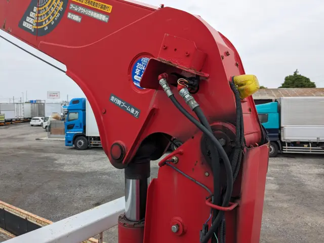 いすゞ フォワード 2PG-FRR90S1(2WD)の写真32