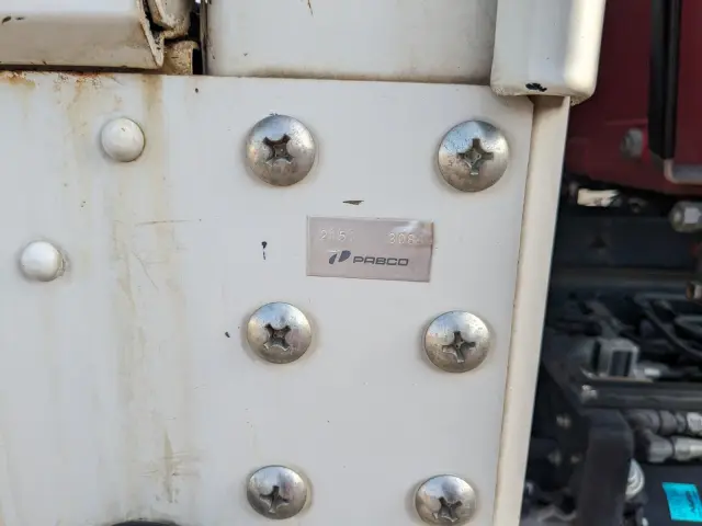 いすゞ フォワード 2PG-FRR90S1(2WD)の写真25