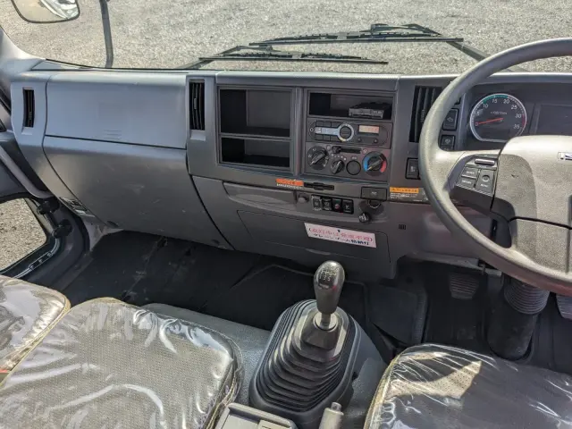 いすゞ フォワード 2PG-FRR90S1(2WD)の写真26