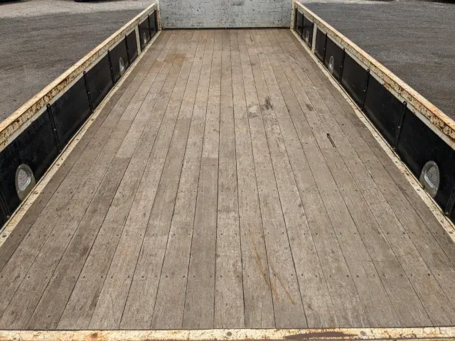 いすゞ フォワード 2PG-FRR90S1(2WD)の写真10