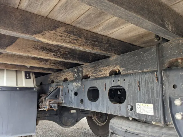 いすゞ フォワード 2PG-FRR90S1(2WD)の写真15