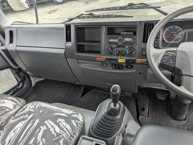 いすゞ フォワード 2PG-FRR90S1(2WD)の写真25