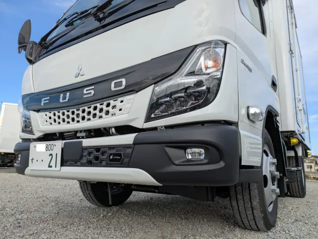 三菱 キャンター 2RG-FBAV0(2WD)の写真6