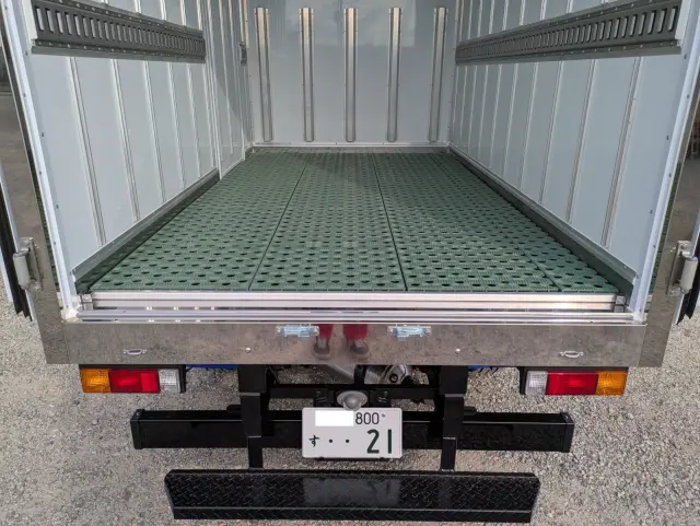 三菱 キャンター 2RG-FBAV0(2WD)の写真14