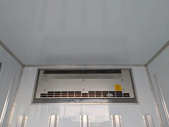 三菱 キャンター 2RG-FBAV0(2WD)の写真16