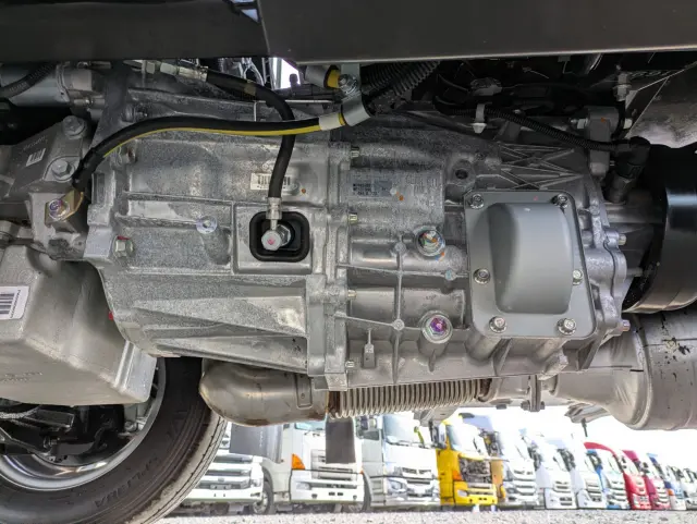 三菱 キャンター 2RG-FBAV0(2WD)の写真27