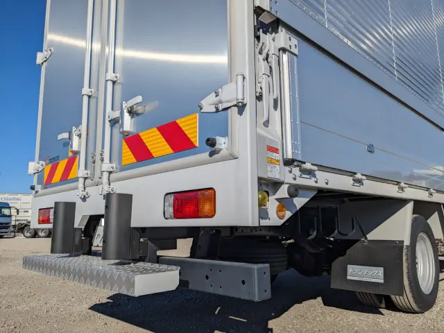 日野 デュトロ 2KG-XZU722M(2WD)の写真7