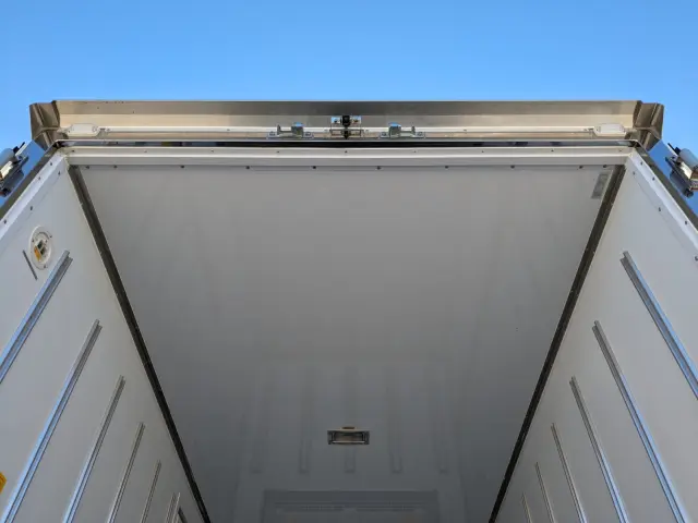 日野 デュトロ 2KG-XZU605M(2WD)の写真11