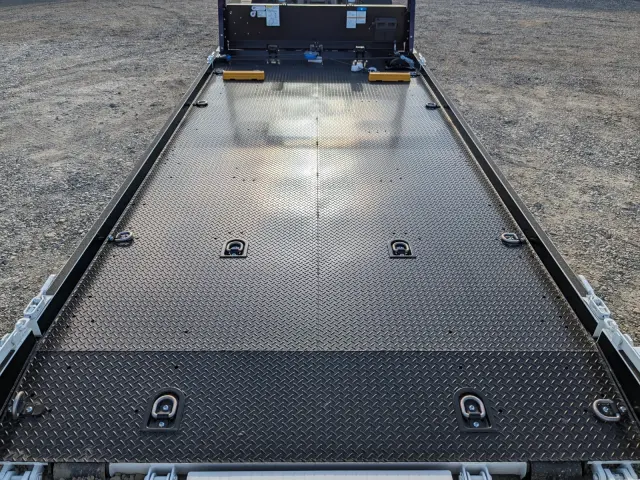 三菱 キャンター 2PG-FEB90(2WD)の写真11