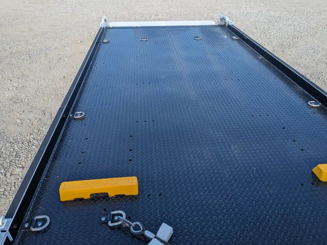 三菱 キャンター 2PG-FEB90(2WD)の写真15