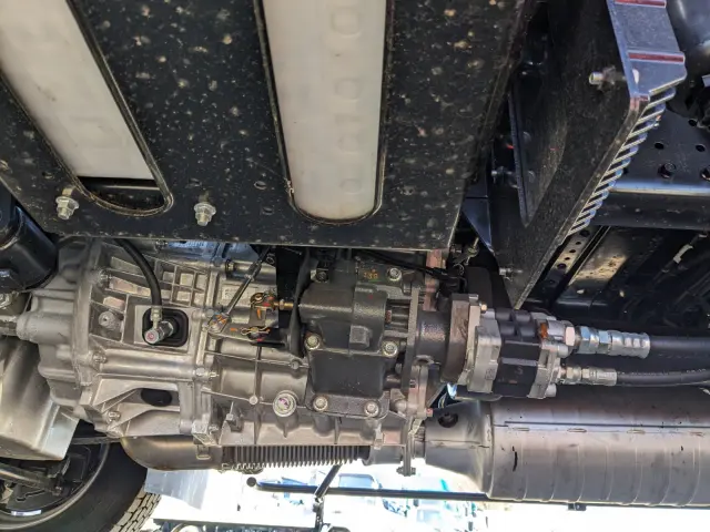 三菱 キャンター 2PG-FEB90(2WD)の写真21