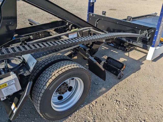 三菱 キャンター 2PG-FEB90(2WD)の写真32