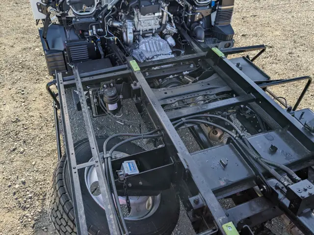 三菱 キャンター 2PG-FEB90(2WD)の写真34