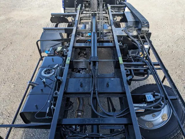 三菱 キャンター 2PG-FEB90(2WD)の写真36