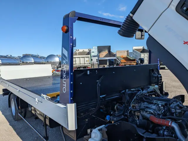 三菱 キャンター 2PG-FEB90(2WD)の写真48