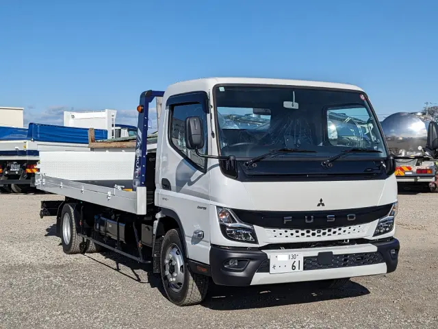 三菱 キャンター 2PG-FEB90(2WD)の写真3