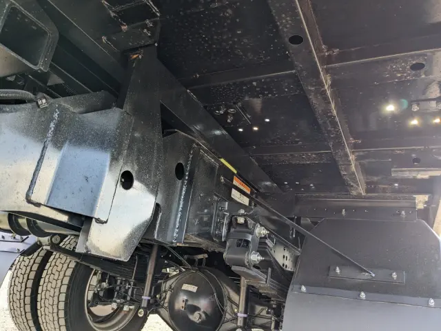 三菱 キャンター 2PG-FEB90(2WD)の写真24