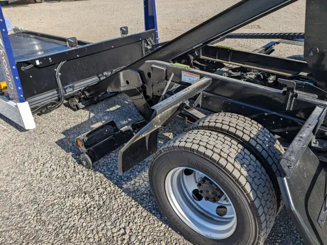 三菱 キャンター 2PG-FEB90(2WD)の写真29