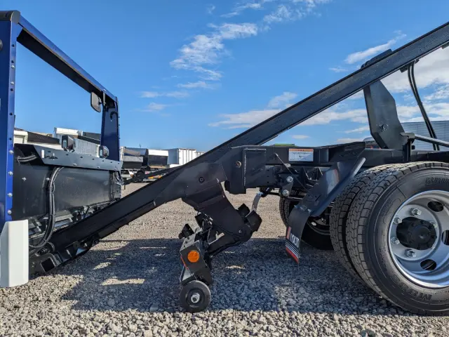 三菱 キャンター 2PG-FEB90(2WD)の写真30