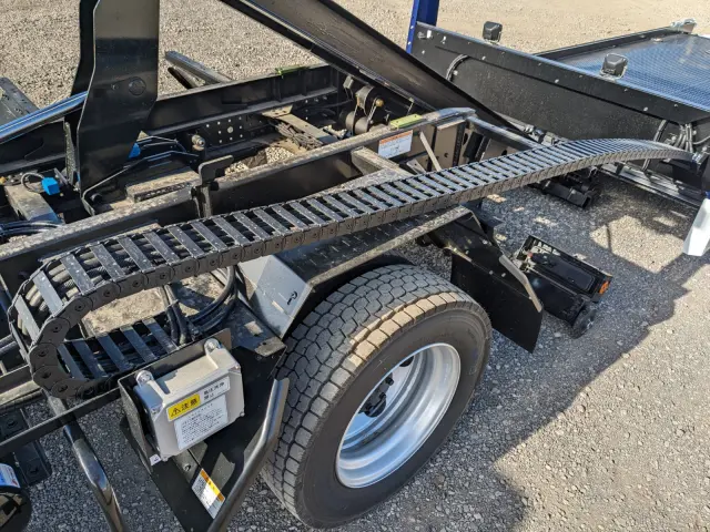 三菱 キャンター 2PG-FEB90(2WD)の写真33