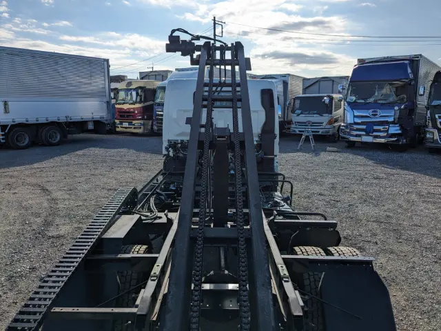 三菱 キャンター 2PG-FEB90(2WD)の写真34