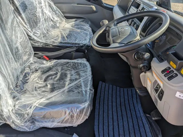 三菱 キャンター 2PG-FEB90(2WD)の写真39