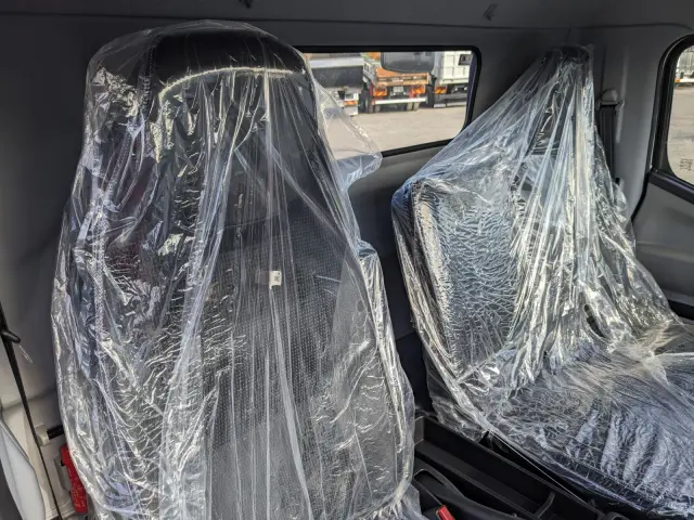 三菱 キャンター 2PG-FEB90(2WD)の写真41