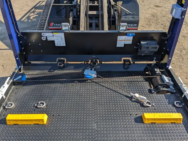 三菱 キャンター 2PG-FEB90(2WD)の写真12