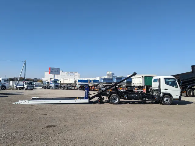 三菱 キャンター 2PG-FEB90(2WD)の写真26