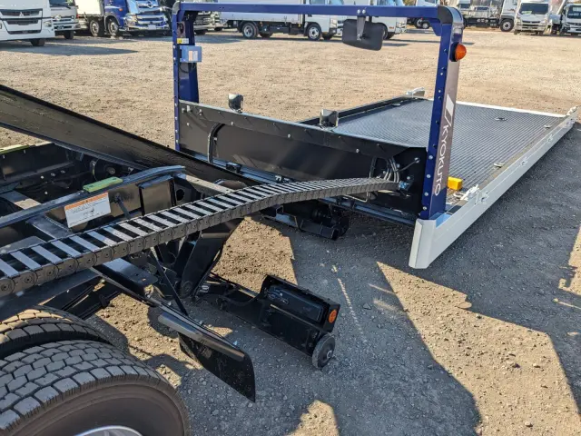 三菱 キャンター 2PG-FEB90(2WD)の写真31