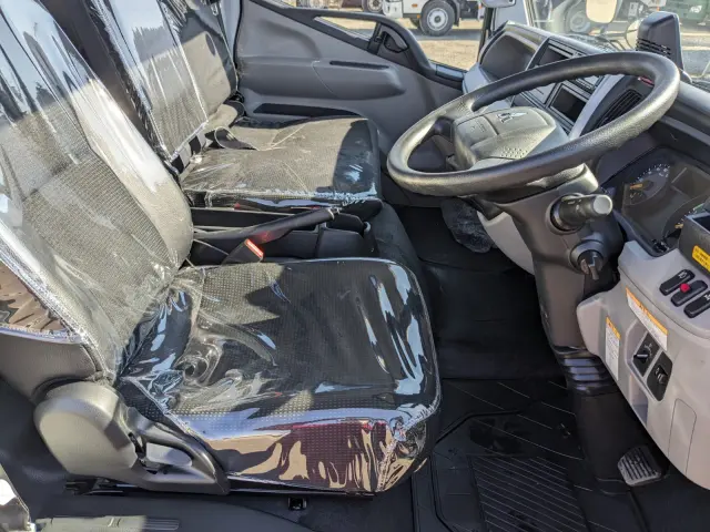 三菱 キャンター 2PG-FEB90(2WD)の写真36