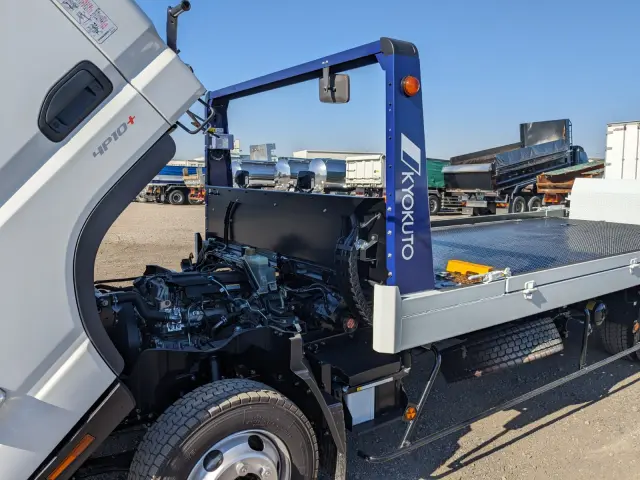 三菱 キャンター 2PG-FEB90(2WD)の写真43