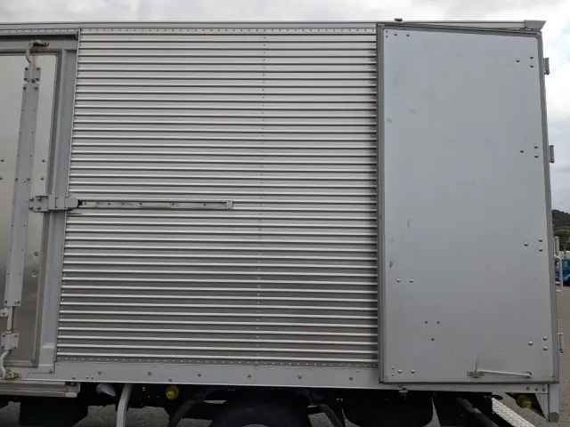 日野 デュトロ 2RG-XZU712M(2WD)の写真21