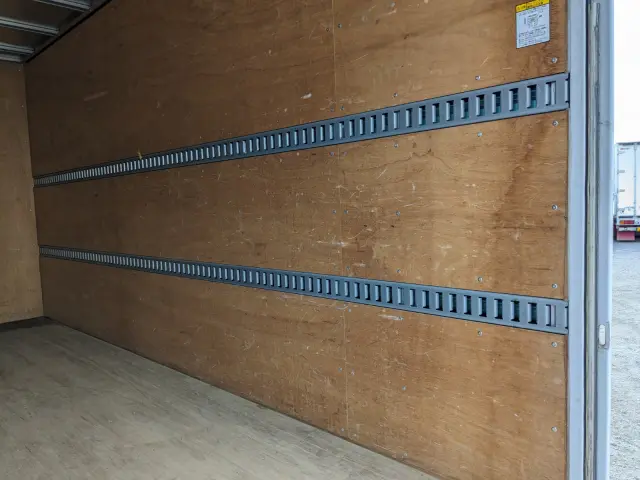 日野 デュトロ 2RG-XZU655M(2WD)の写真20