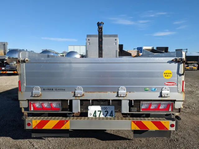 いすゞ ギガ 2PG-CYY77CY(6x4)の写真6