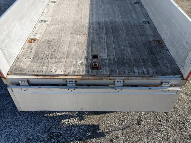 いすゞ ギガ 2PG-CYY77CY(6x4)の写真10