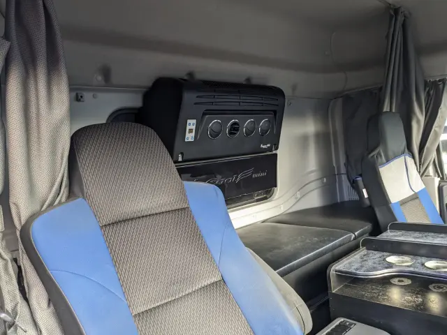 いすゞ ギガ 2PG-CYY77CY(6x4)の写真33