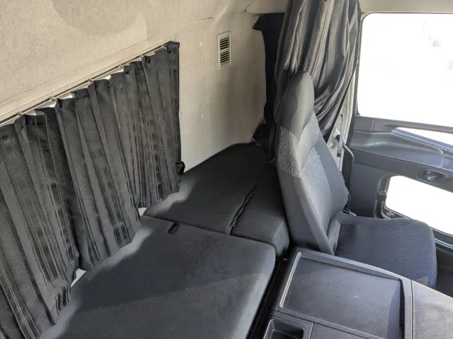 三菱 デリカ 2RG-FP74HER(2WD)の写真27